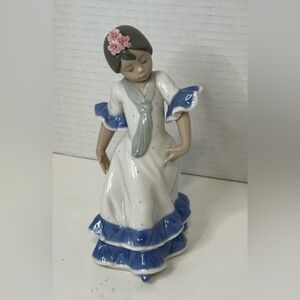 LLADRO Young Juanita Flamenco Dancer Figurine Porcelain 1983 Made In Spain 6.5”